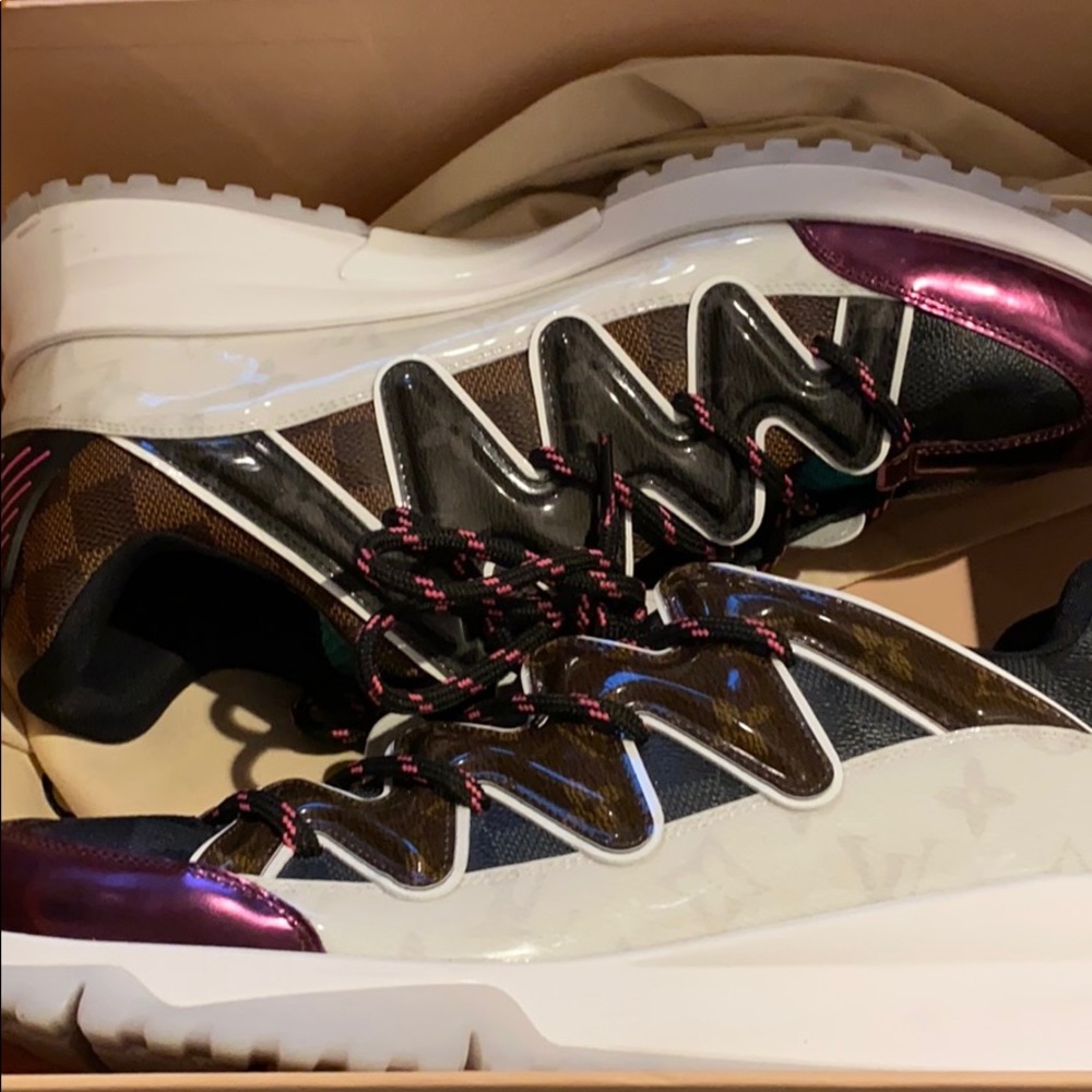 Louis Vuitton sneakers brand new